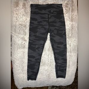 Athleta Salutation 7/8